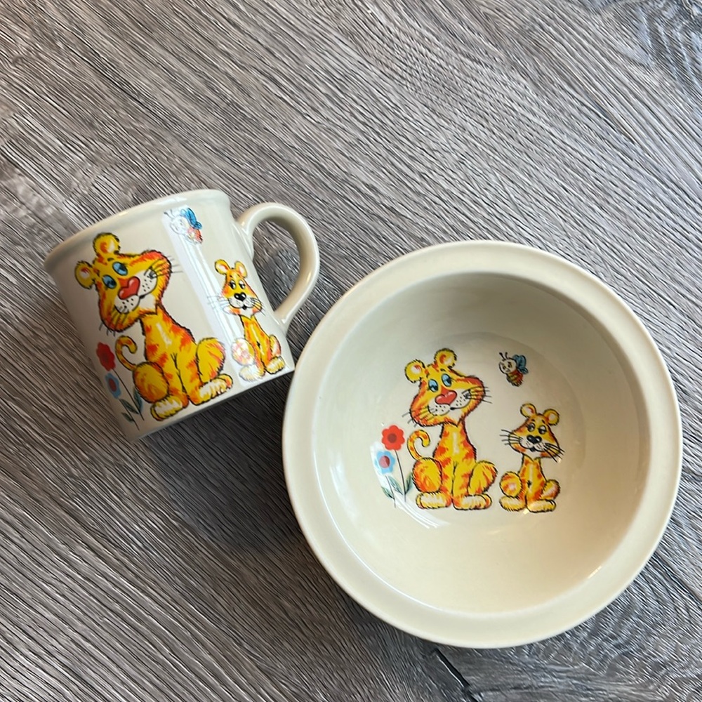 VINTAGE ceramic Tiger Mug & Bowl set. Mom & baby, Japan LIKE NEW